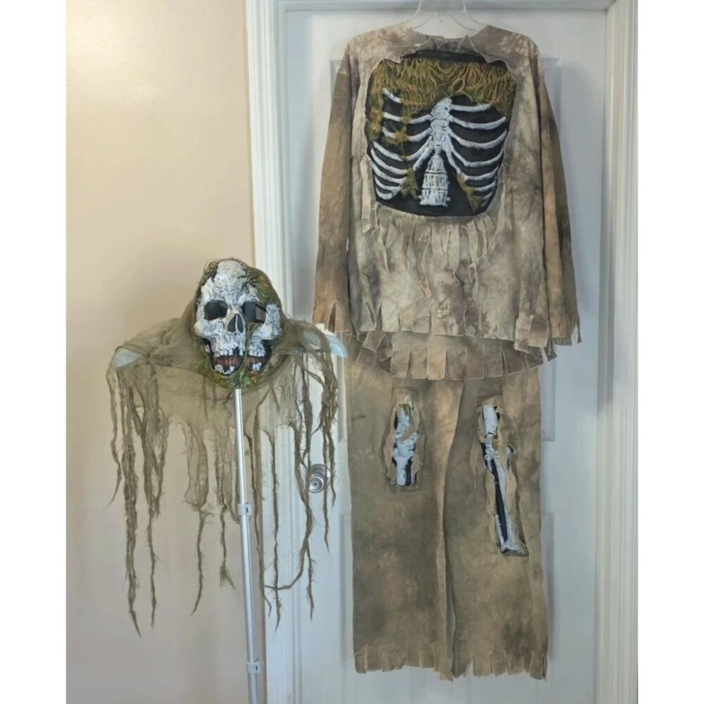 Fun World Skeleton Zombie Adult Halloween Costume Mask Shirt Pants OSFM 3D Scary